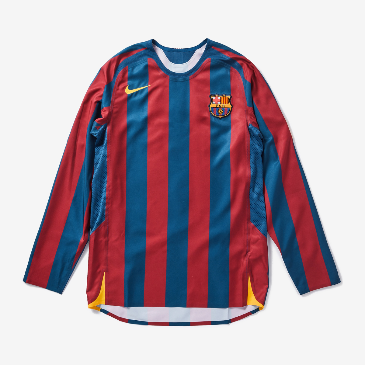 Barcelona Retro Home 05/06 Men's Long Sleeve Shirt