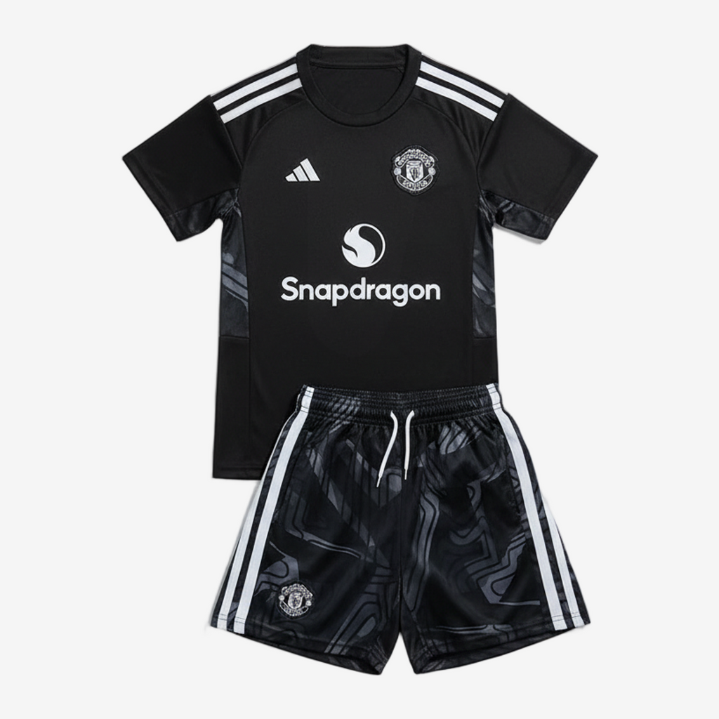 Manchester United Goalkeeper 26/27 Kids Shirt Kit - Black