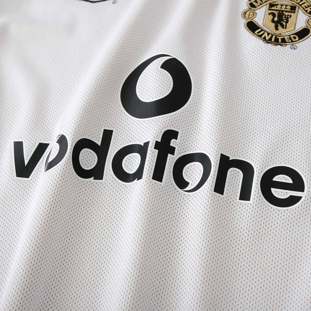 Manchester United Retro 01/02 Men's Shirt