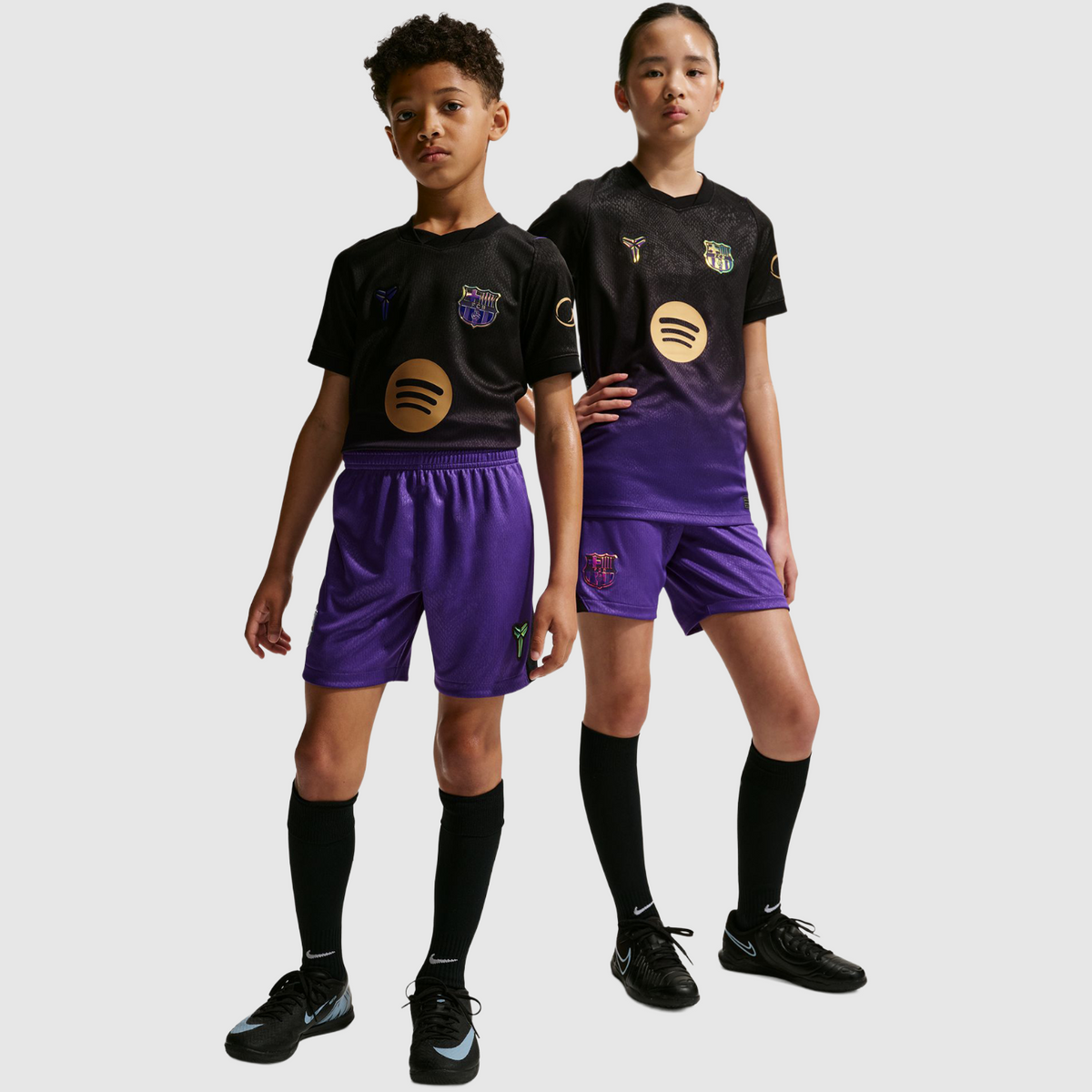 Barcelona Away 26/27 Kids Shirt Kit