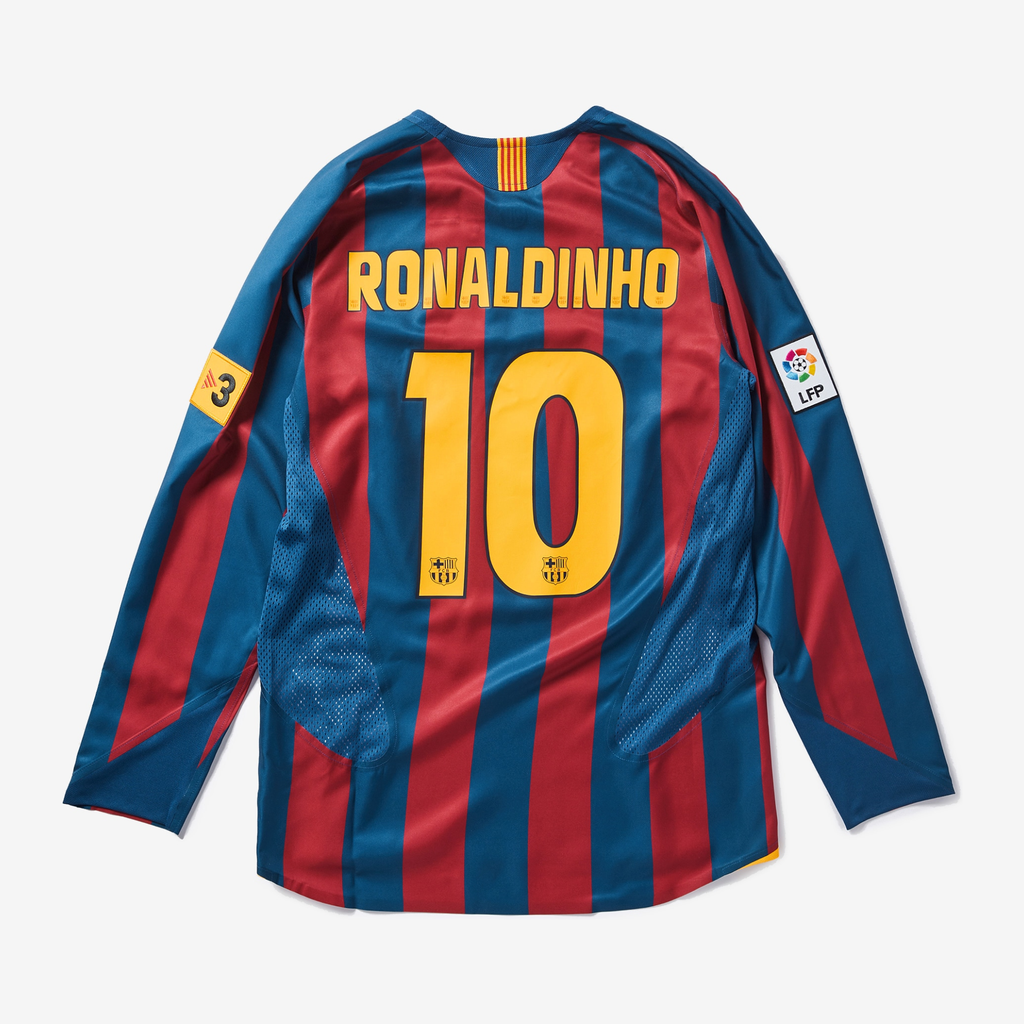 Barcelona Retro Home 05/06 Men's Long Sleeve Shirt