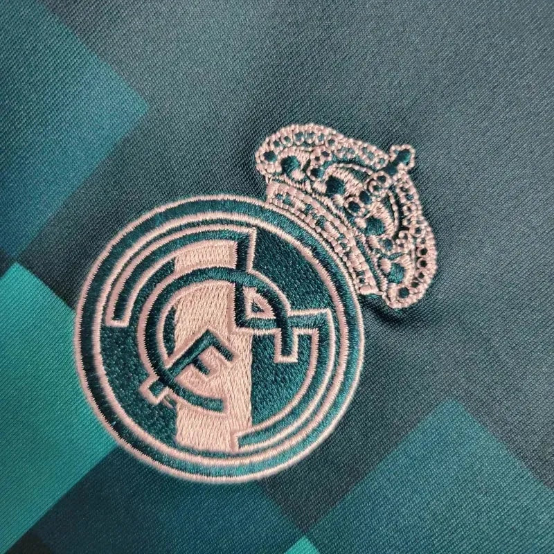 Real Madrid Retro 17/18 Men's Long Sleeve Shirt