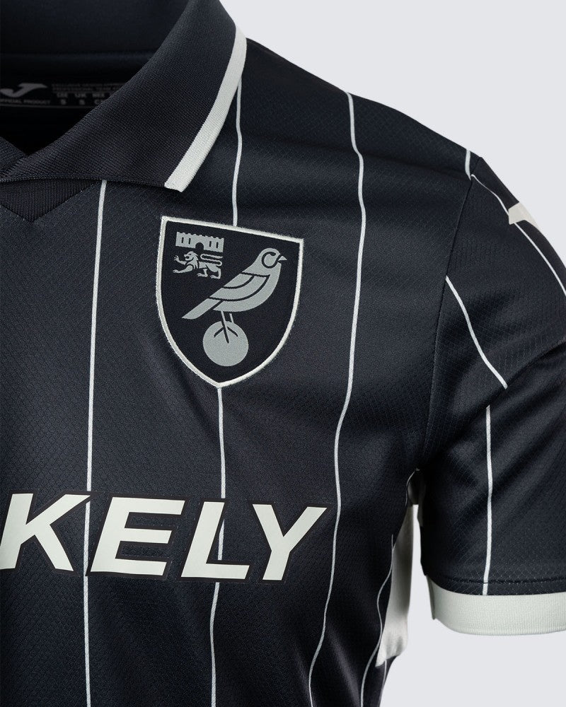 Norwich City Away 26/27 Kids Shirt Kit