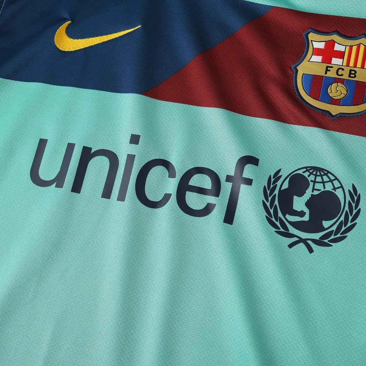 Barcelona Retro Away 10/11 Men's Shirt