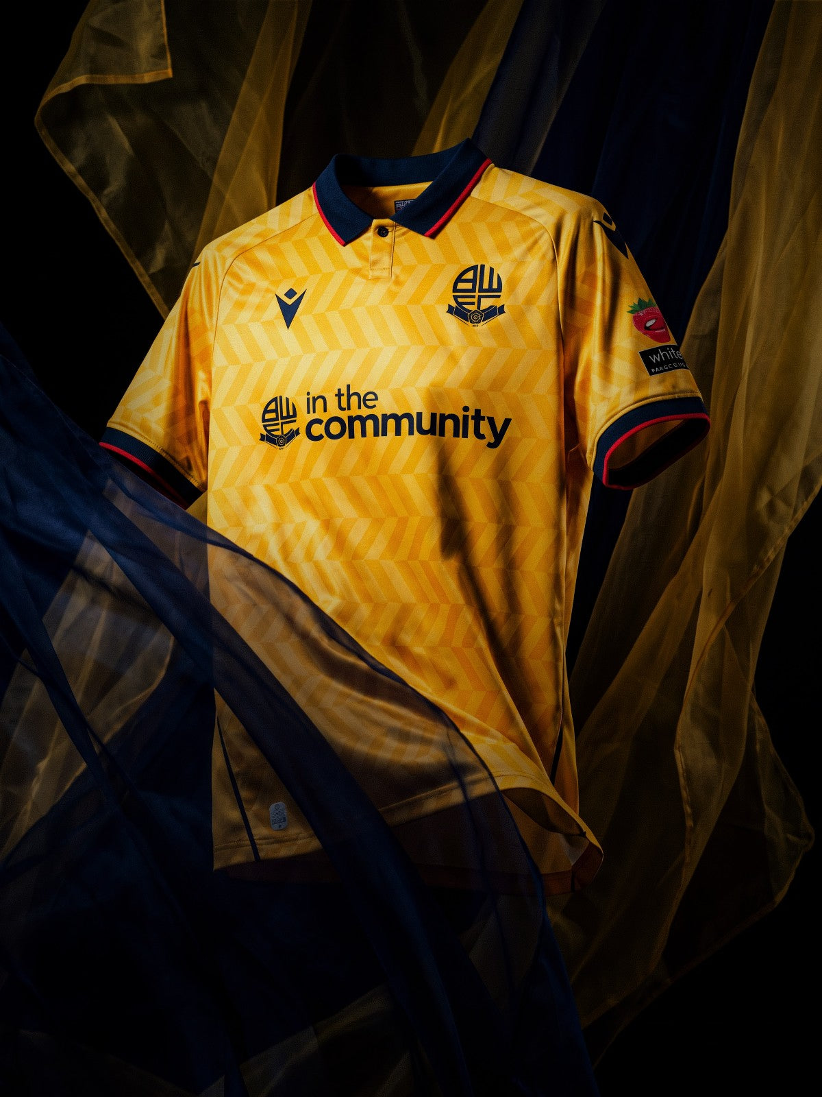 Bolton Wanderers Third 26/27 Men's Shirt