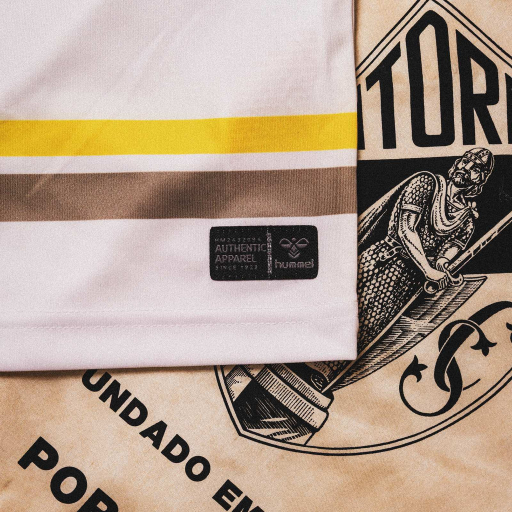Vitoria Guimaraes Third 26/27 Kids Shirt Kit