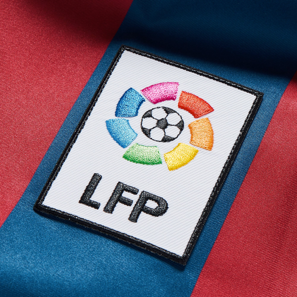 Barcelona Retro Home 05/06 Men's Long Sleeve Shirt
