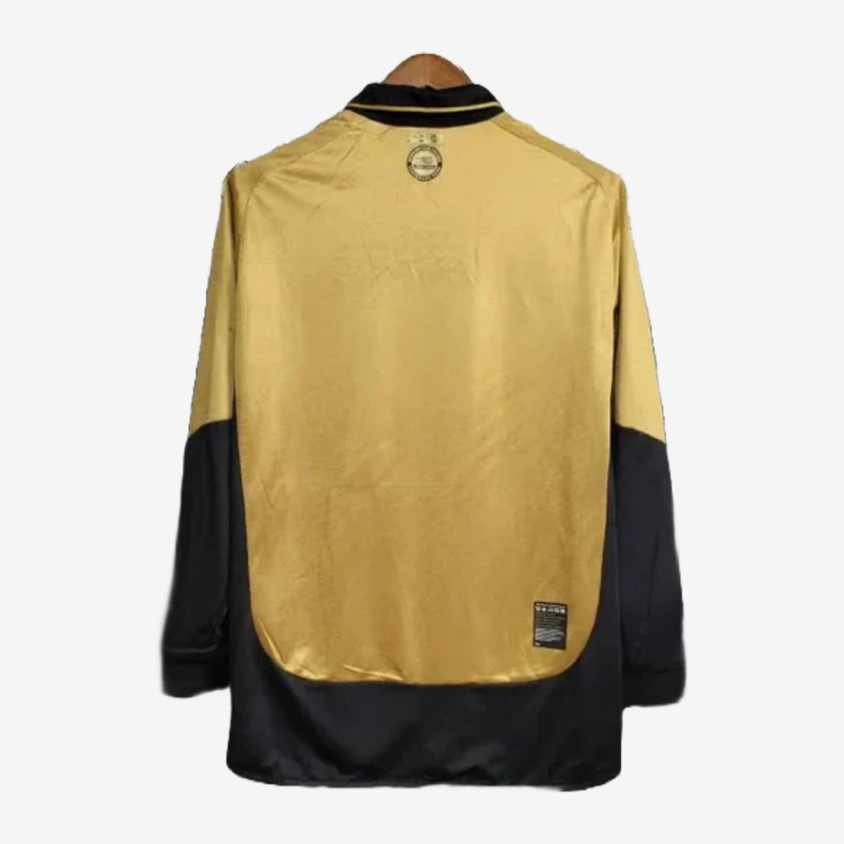 Manchester United Retro 01/02 Men's Long Sleeve Shirt