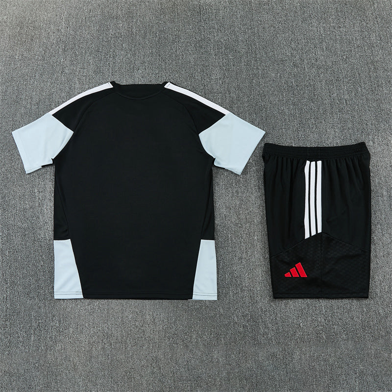 Liverpool Kids Training Set 26/27 - Black