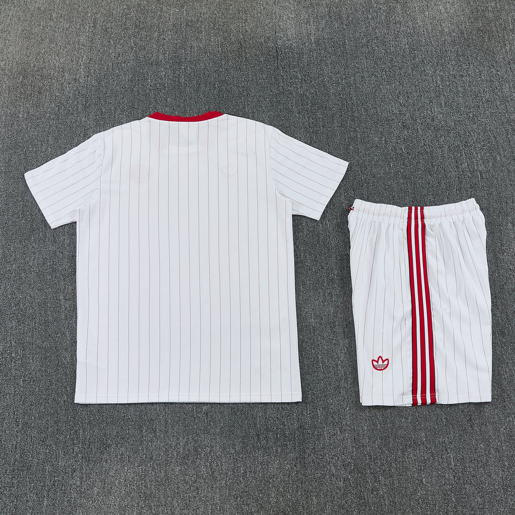 Manchester United Shirt and Shorts Set 26/27 - White Pinstripe