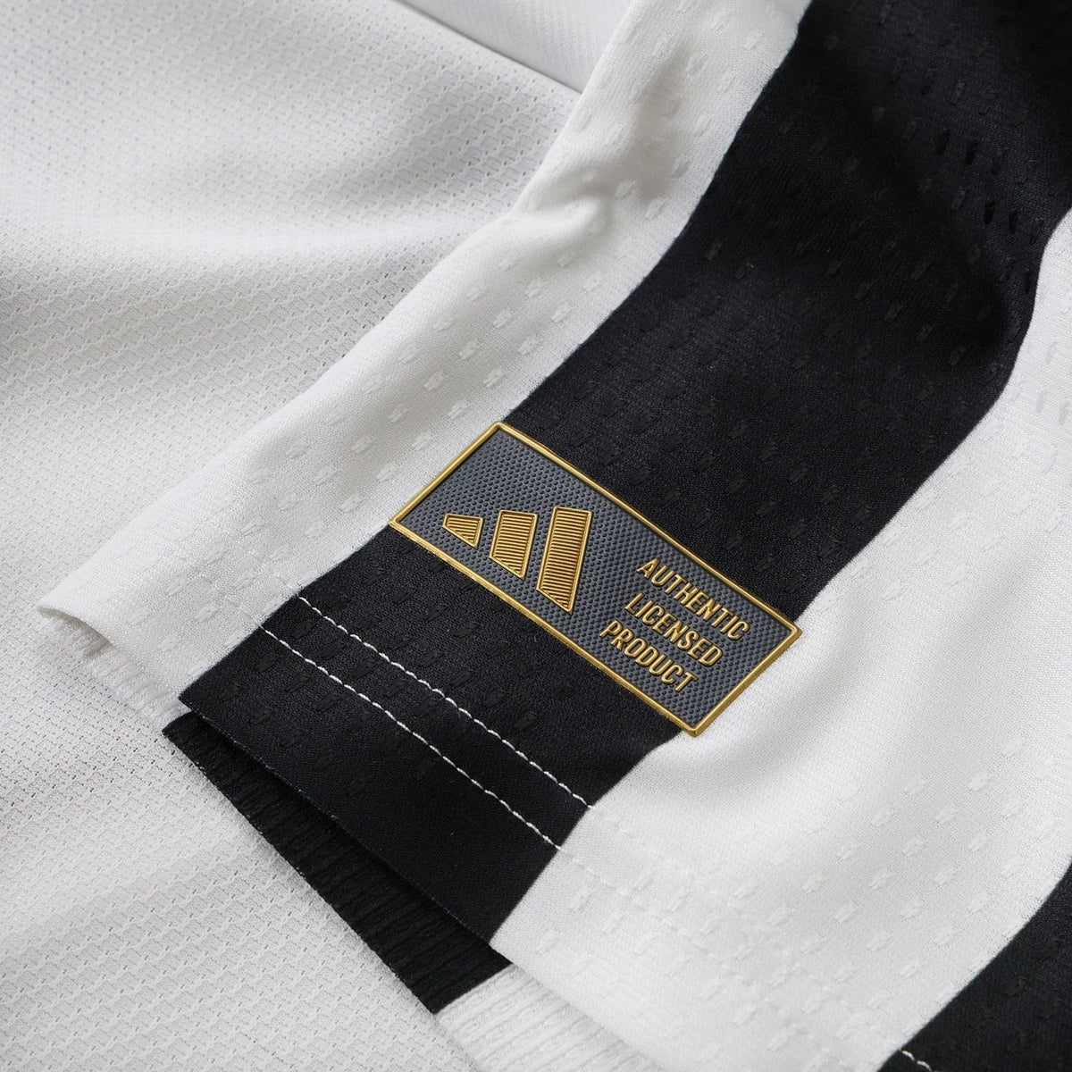 Juventus Home 26/27 Player Edition Long Sleeve Shirt