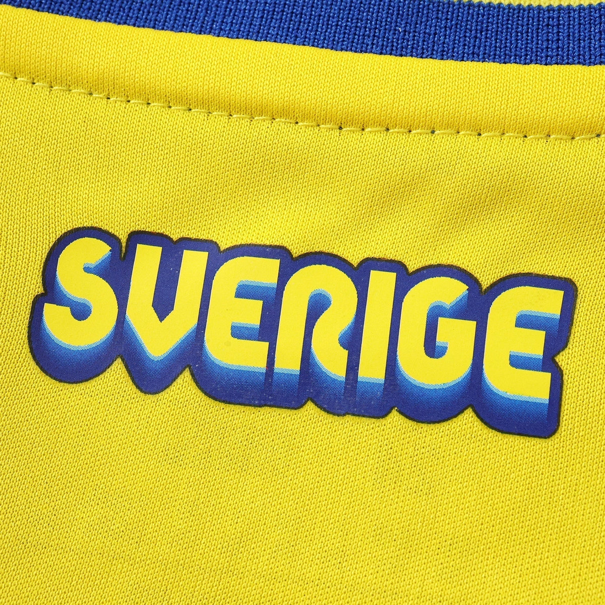 Sweden Home 26/27 Kids Shirt Kit