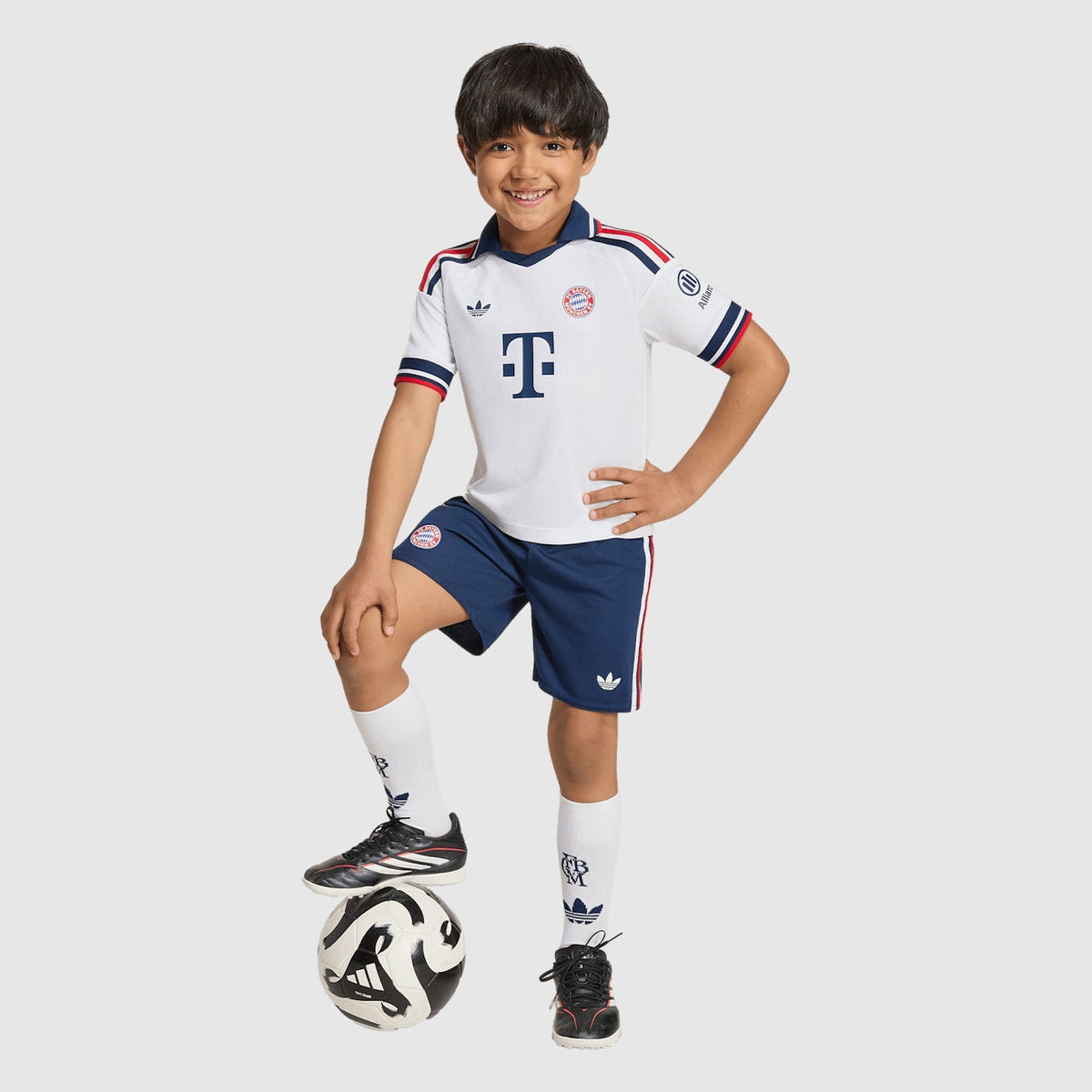 Bayern Munich Away 26/27 Kids Shirt Kit