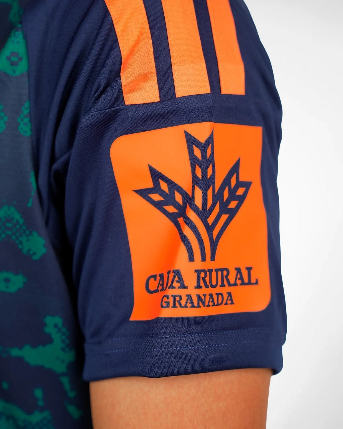 Granada Away 26/27 Kids Shirt Kit