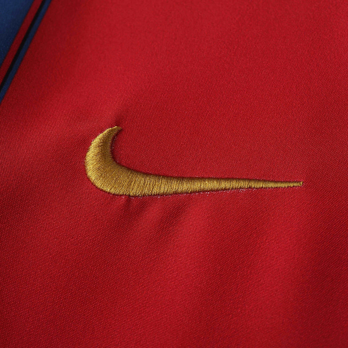 Barcelona Retro Home 03/04 Men's Shirt