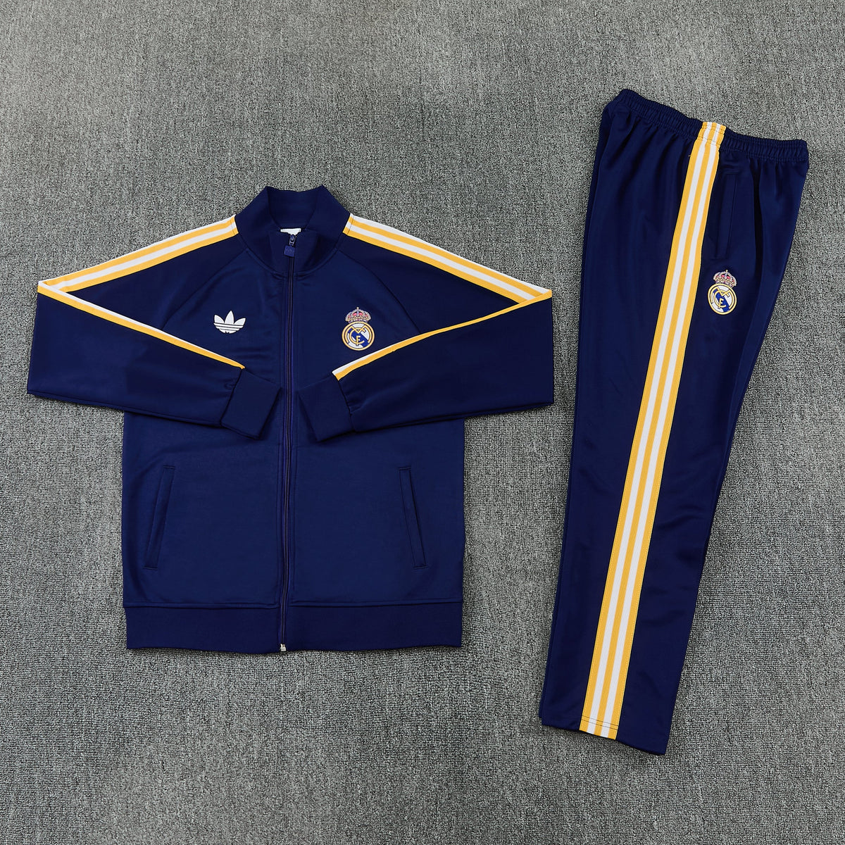 Real Madrid Tracksuit 26/27 - Navy