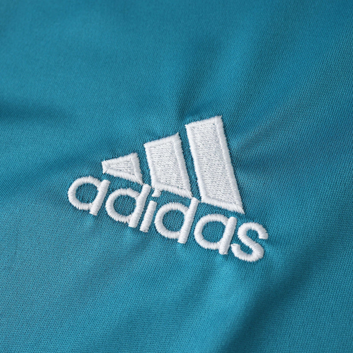 Real Madrid Retro 17/18 Men's Shirt