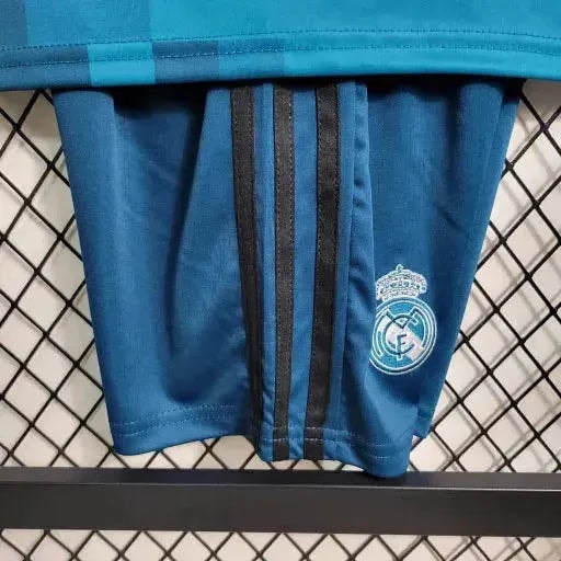 Real Madrid Retro Away 17/18 Kids Shirt Kit