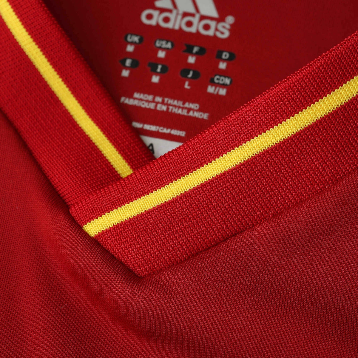 Spain Retro Home 2012 Men's Shirt