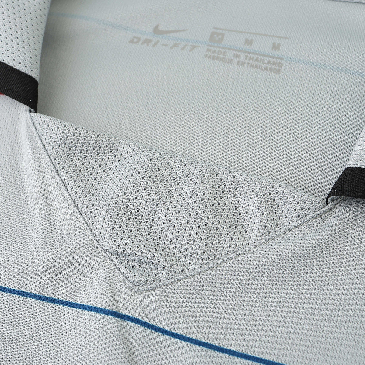 Barcelona Retro Away 03/04 Men's Long Sleeve Shirt