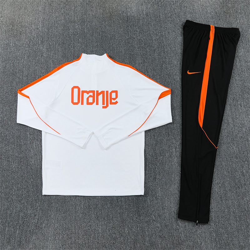 Netherlands Training Suit 26/27 - White