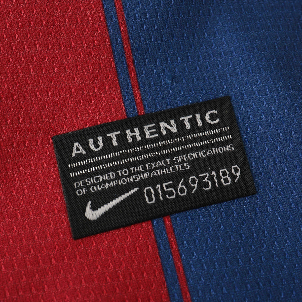 Barcelona Retro Home 09/10 Men's Shirt
