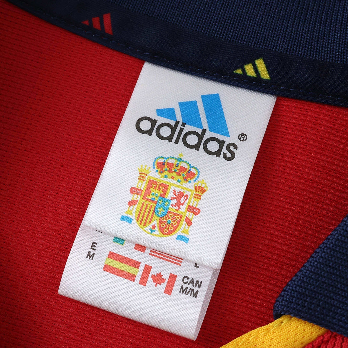 Spain Retro Home 2000 Men's Shirt