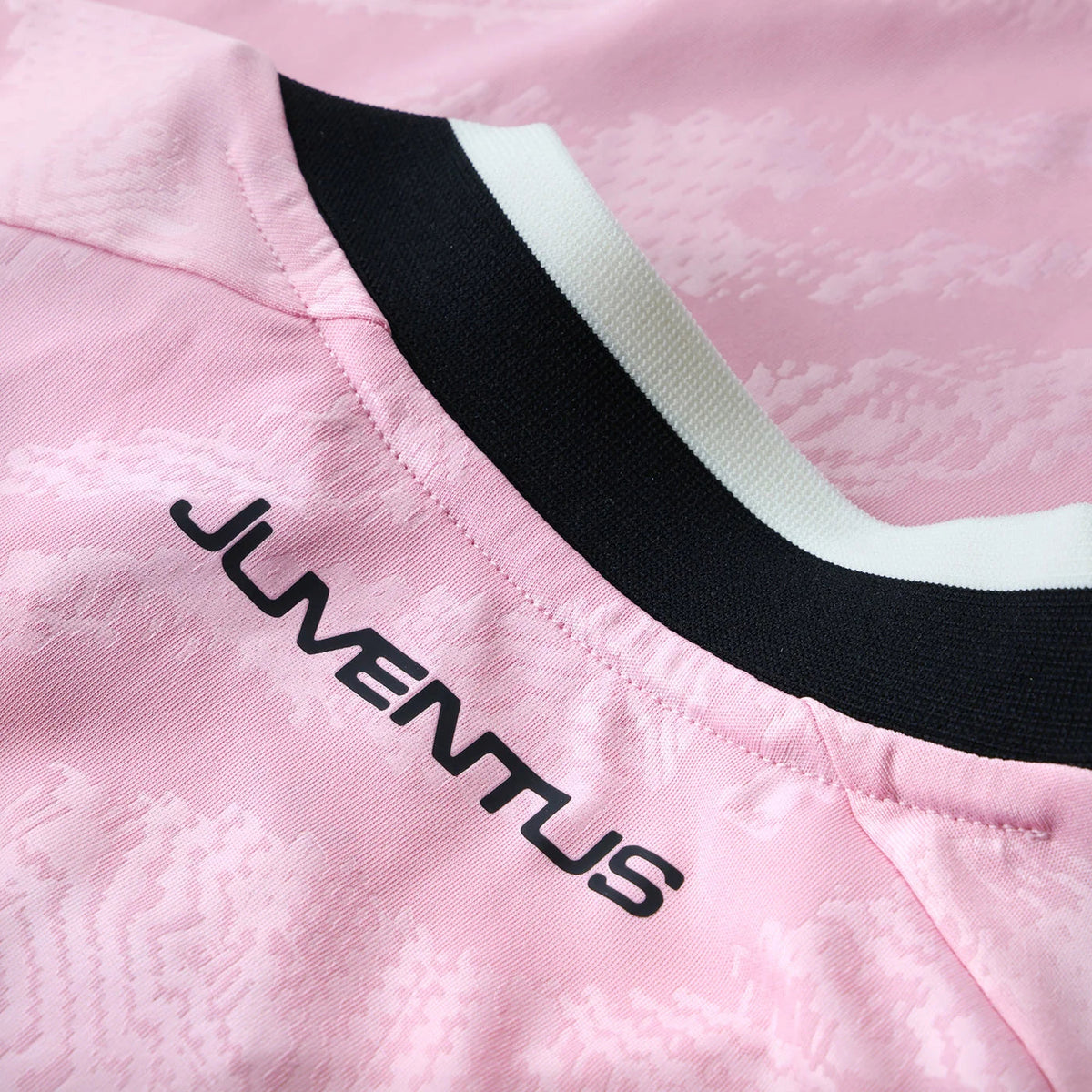 Juventus Away 26/27 Men's Shirt