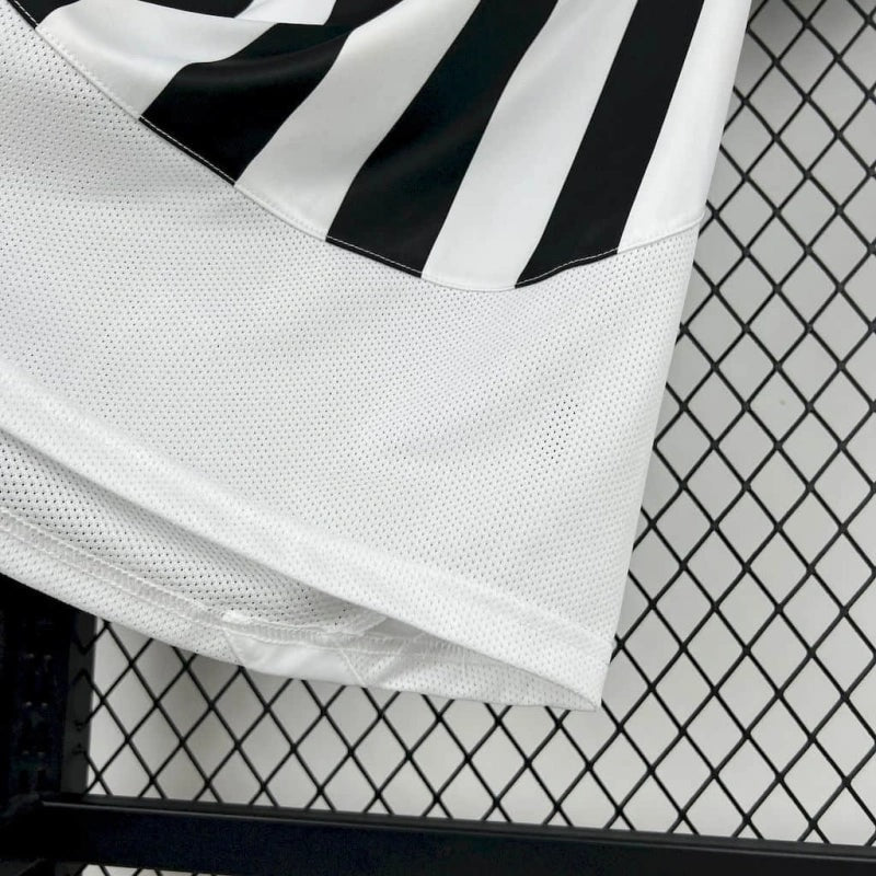 Juventus Retro Away 02/03 Men's Shirt
