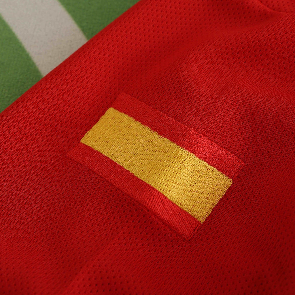 Spain Retro Home 2002 Men's Shirt