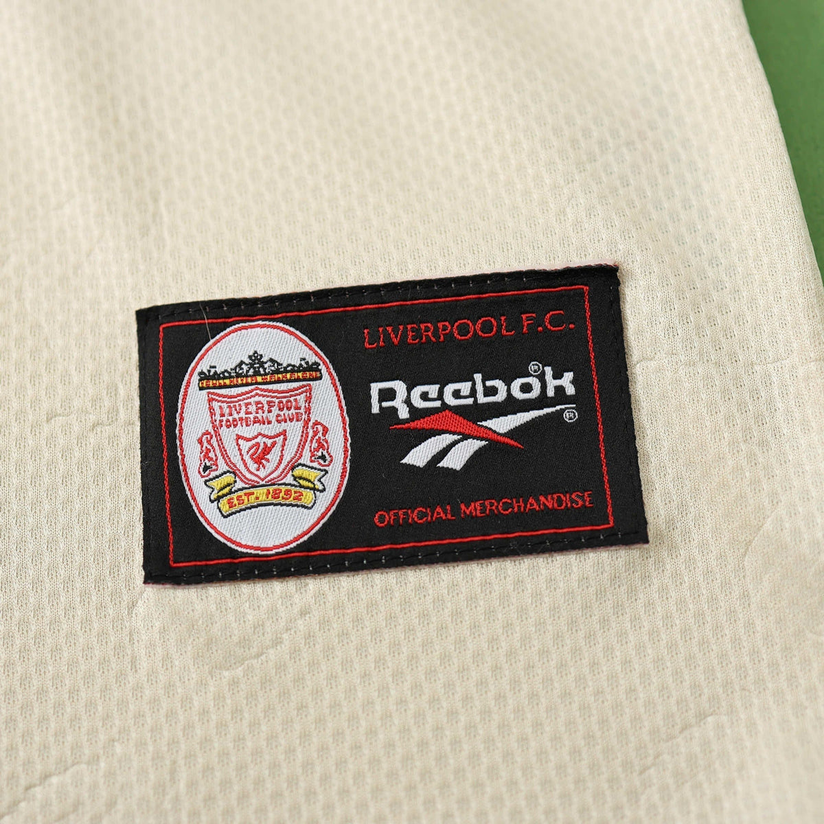 Liverpool Retro Away 96/97 Men's Shirt