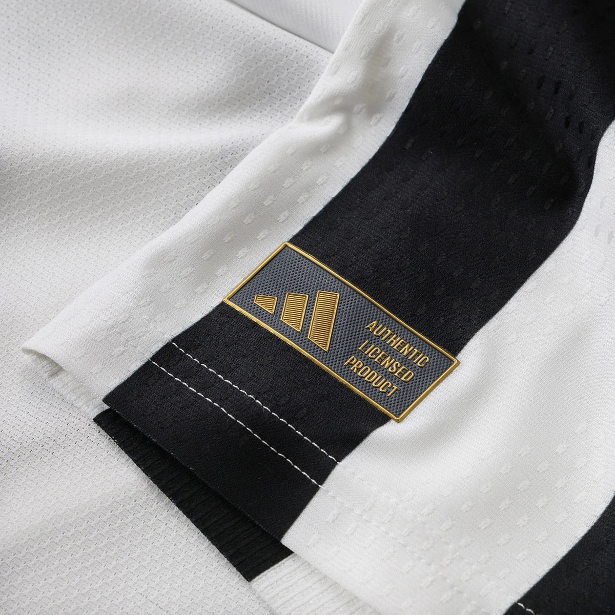 Juventus Home 26/27 Player Edition Shirt