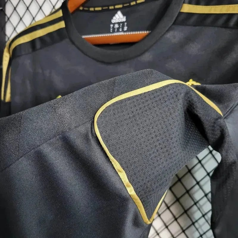 Real Madrid Retro Away 11/12 Men's Long Sleeve Shirt